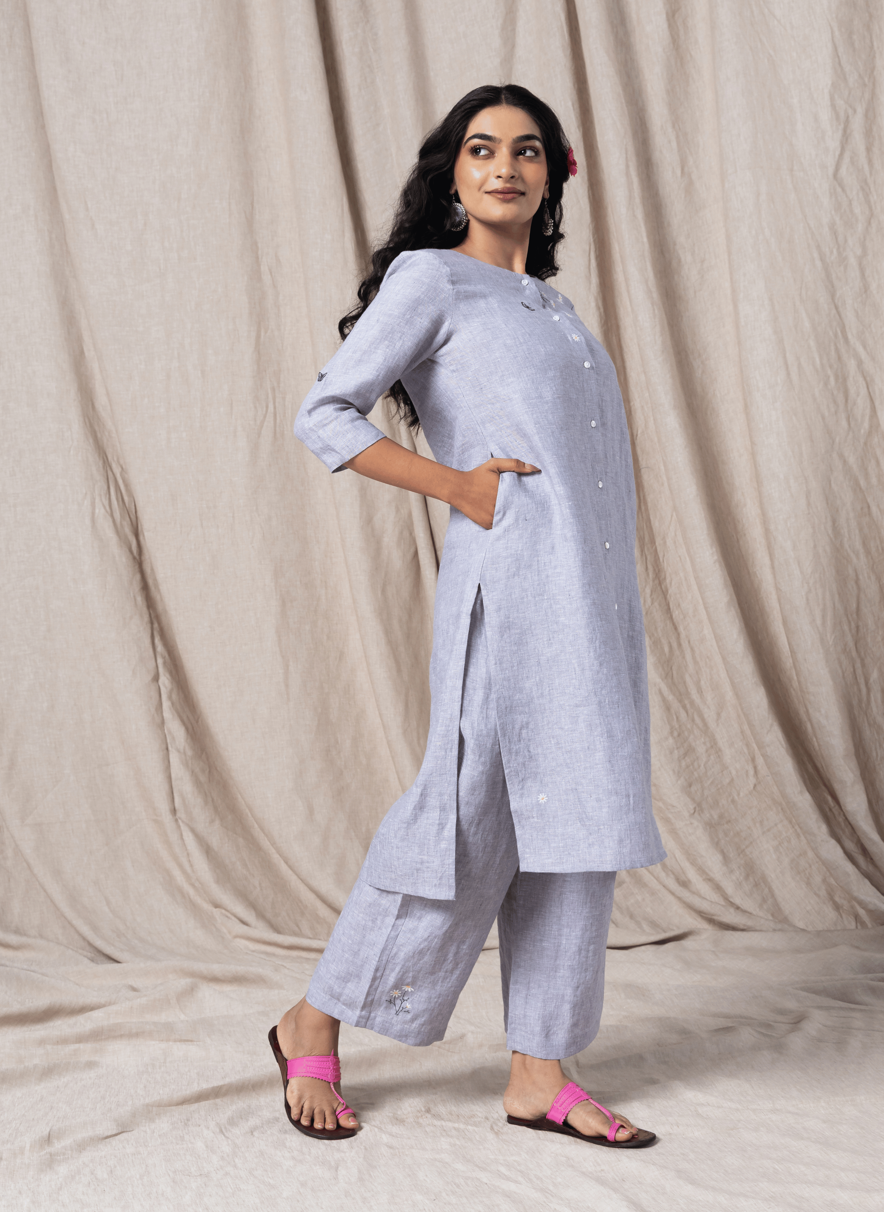 100% Linen Grey Striped Embroidered Kurta Top Paired with Pants – MWA10303-20316