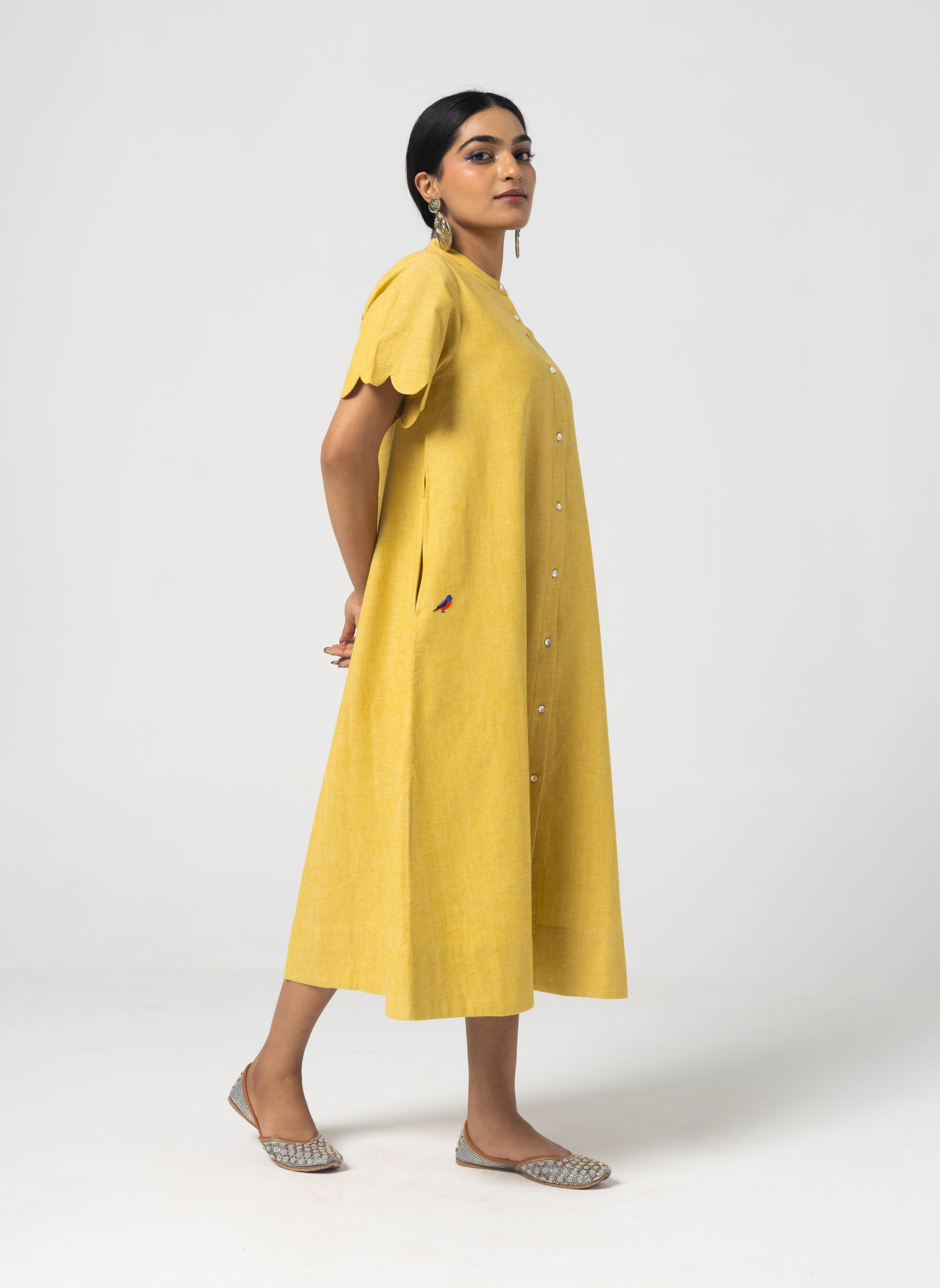 100% Organic Cotton Yellow Scalloped Midi Dress with Embroidery – MWA20533