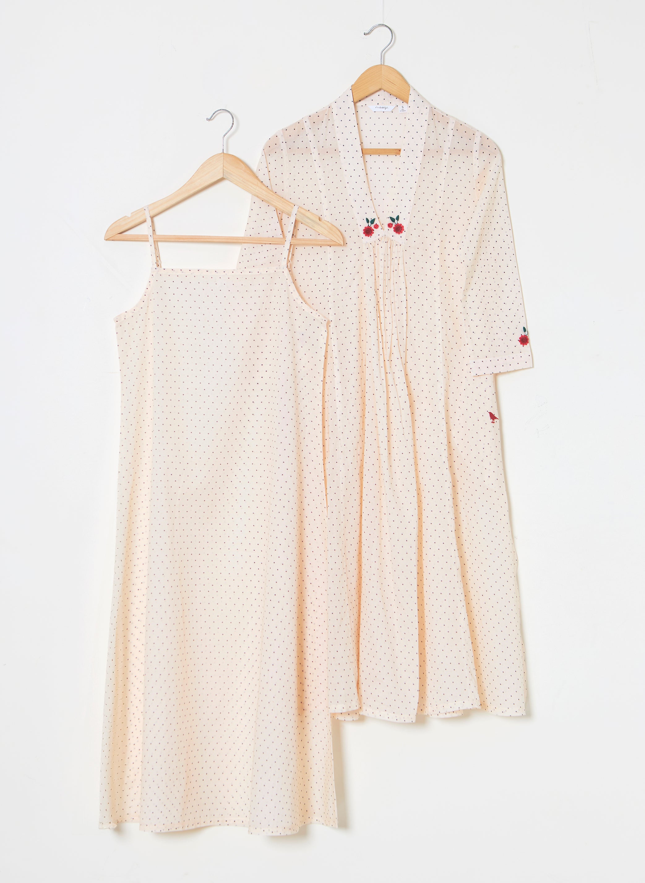 Mosegi- off-white layered dress