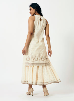 Mosegi-offwhite kurta and skirt combo