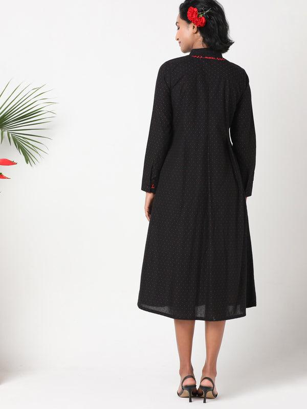 Black organic cotton mandarin collar pleated dress with embroidery-MSG57A