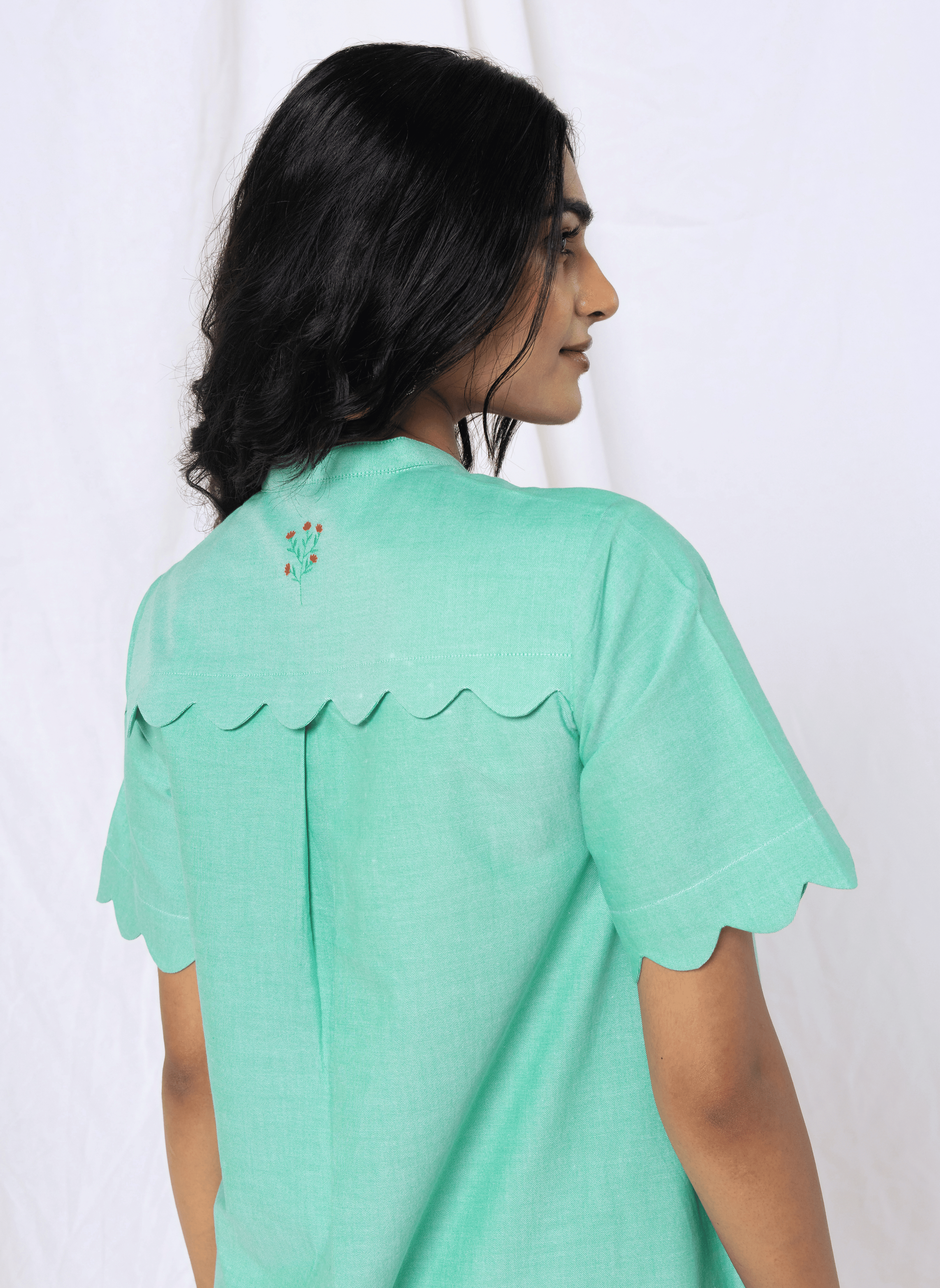100% Organic Cotton Green Scalloped Midi Dress with Embroidery – MWA20532