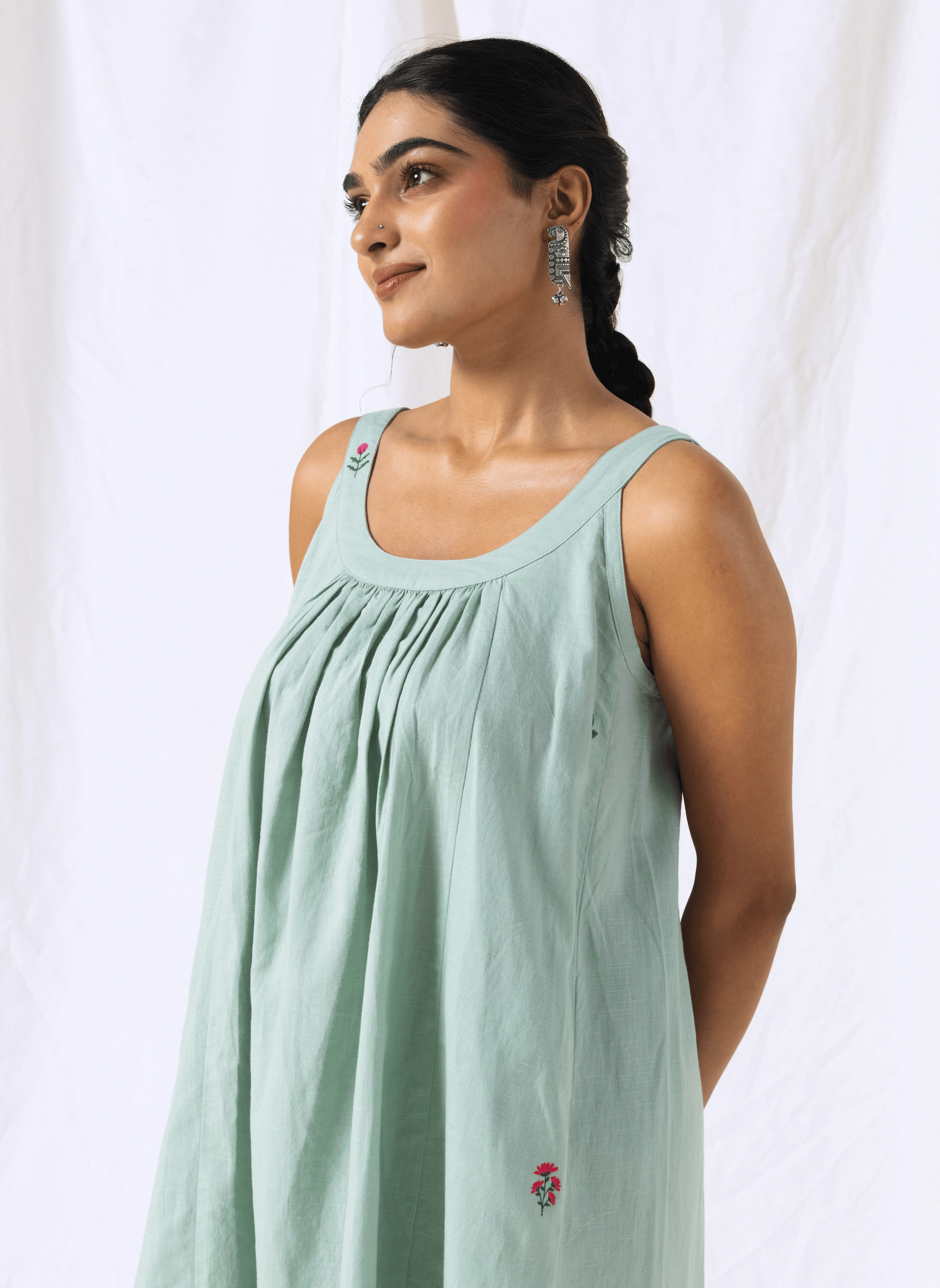 Linen Sage Green Sleeveless Midi Dress with Embroidery – MWA20262