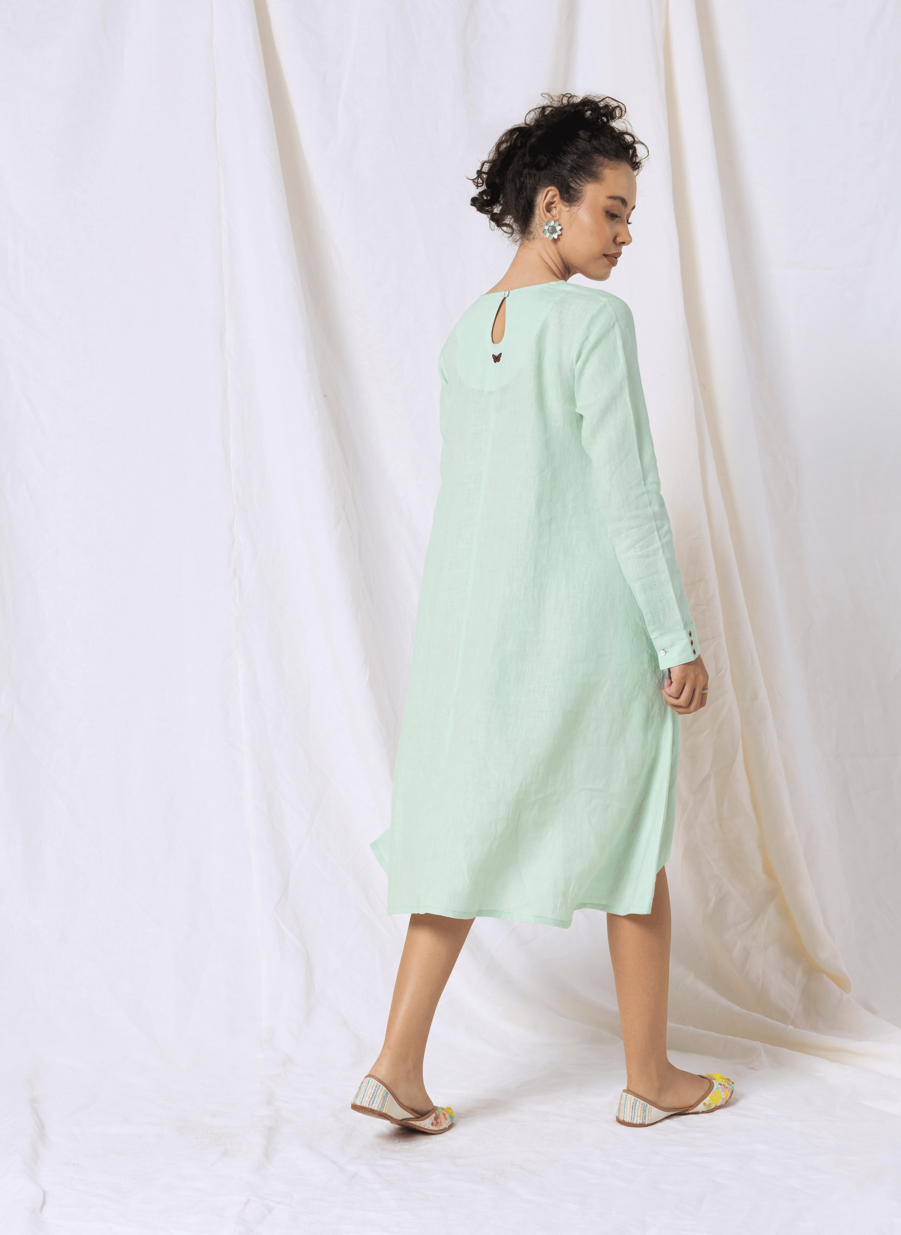 100% Linen Sage Green High-Low Knee-Length Dress with Embroidery – MWA20782