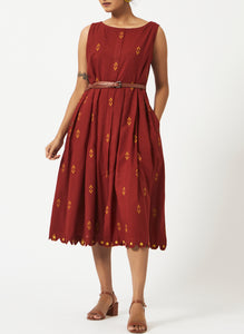 Organic Cotton Brick Dobby Pleated Dress