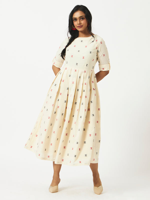 Organic Cotton Off-White Dobby Boat Neck Half Sleeve Dress - MSGVA11WHDBY