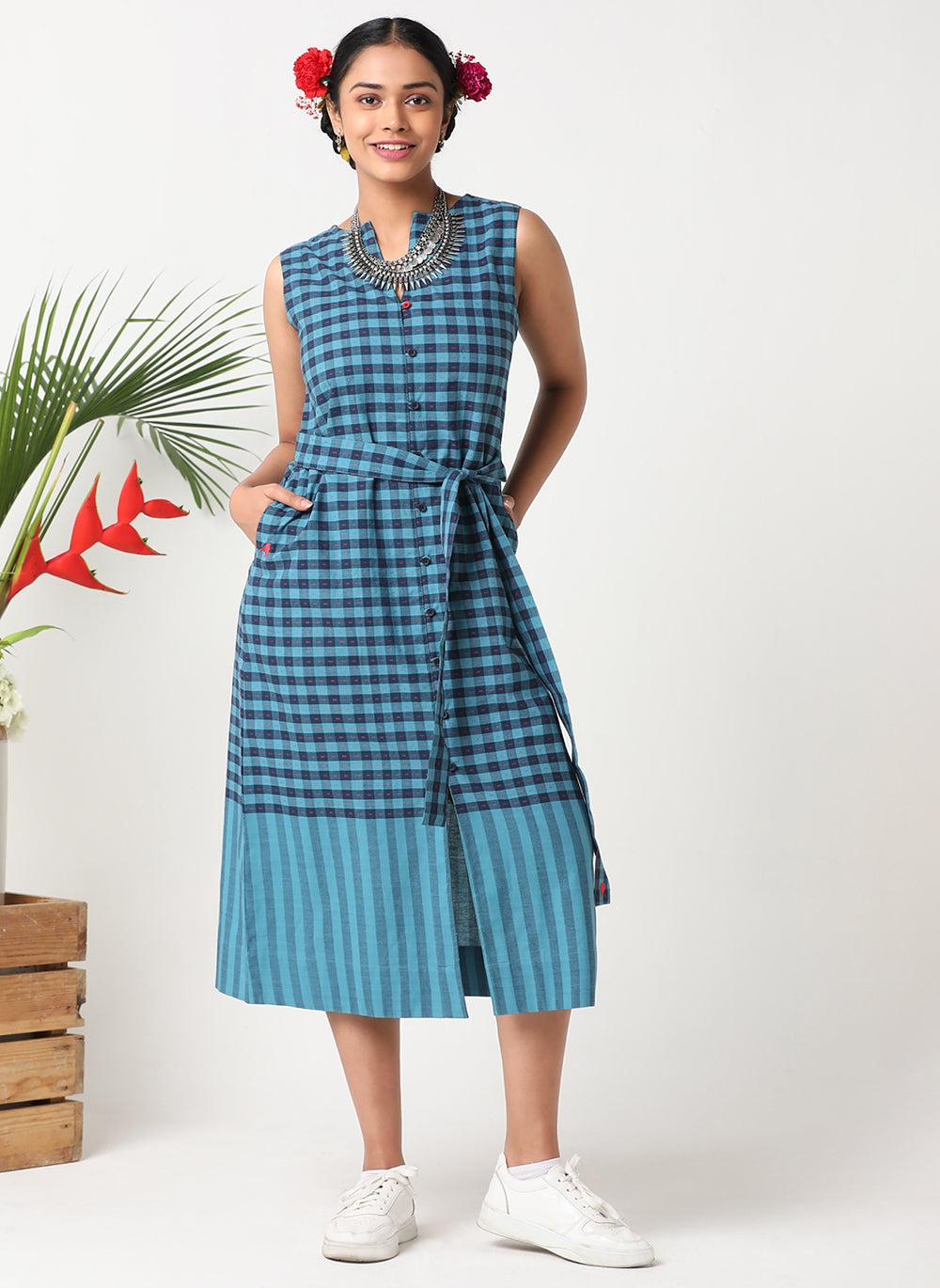 Handloom cotton sleeveless embroidered dress MSG62B