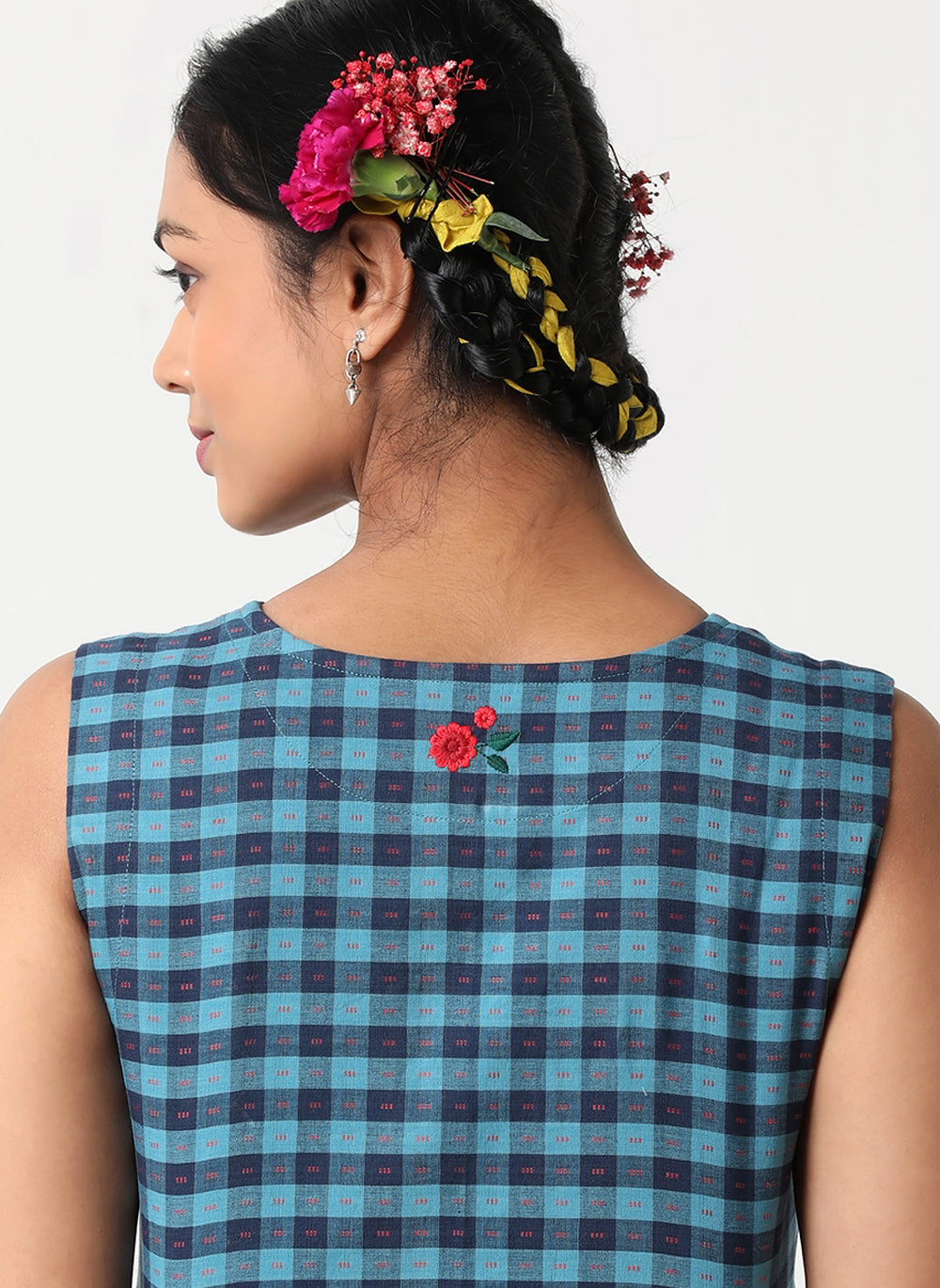 Handloom cotton sleeveless embroidered dress MSG62B