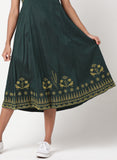 Dark green squared neckline dress with embroidery