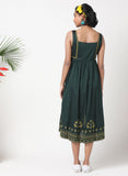 Dark green squared neckline dress with embroidery