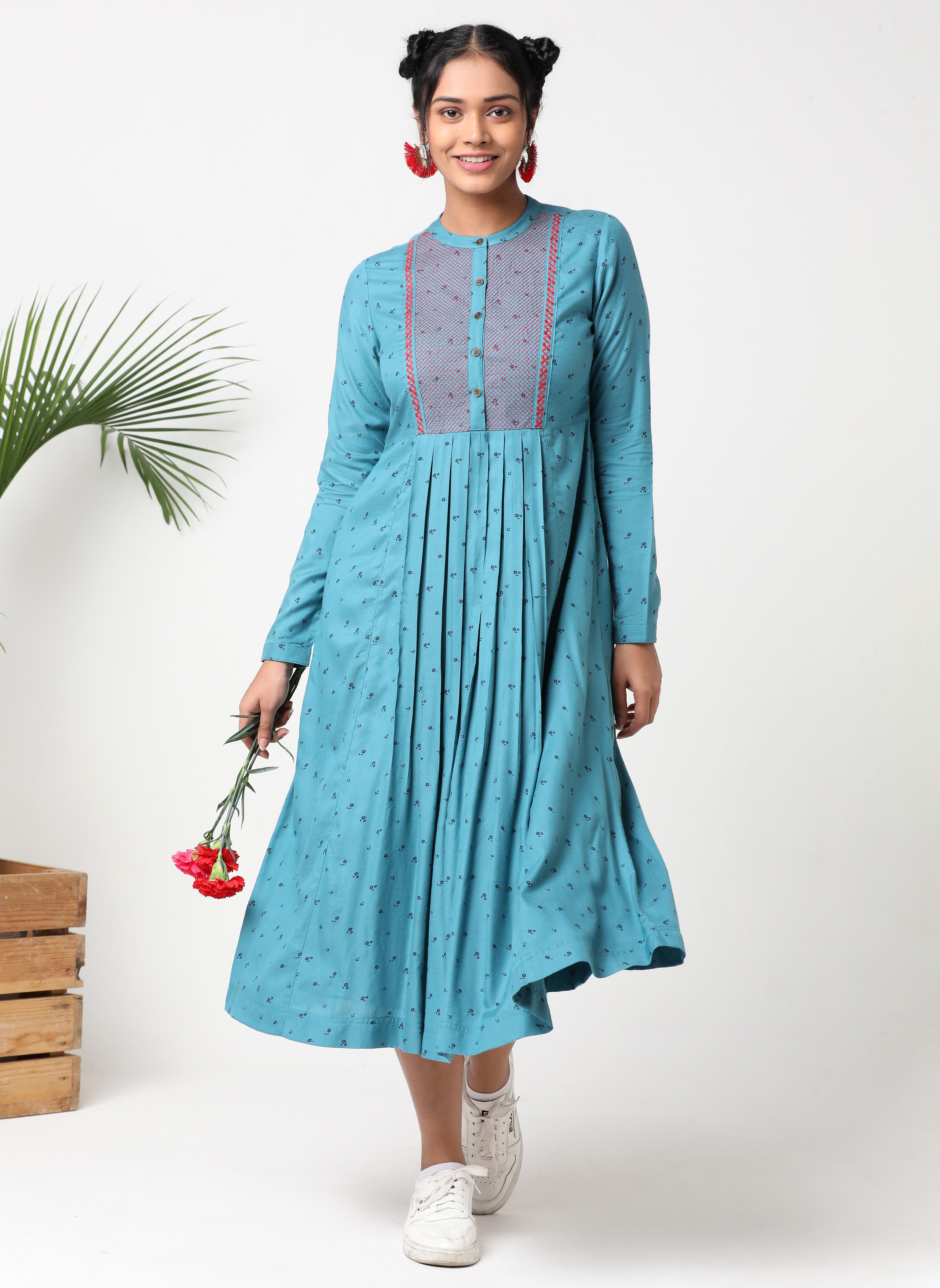 Teal blue printed mandarin collar dress with bib embroidery - MSG08C