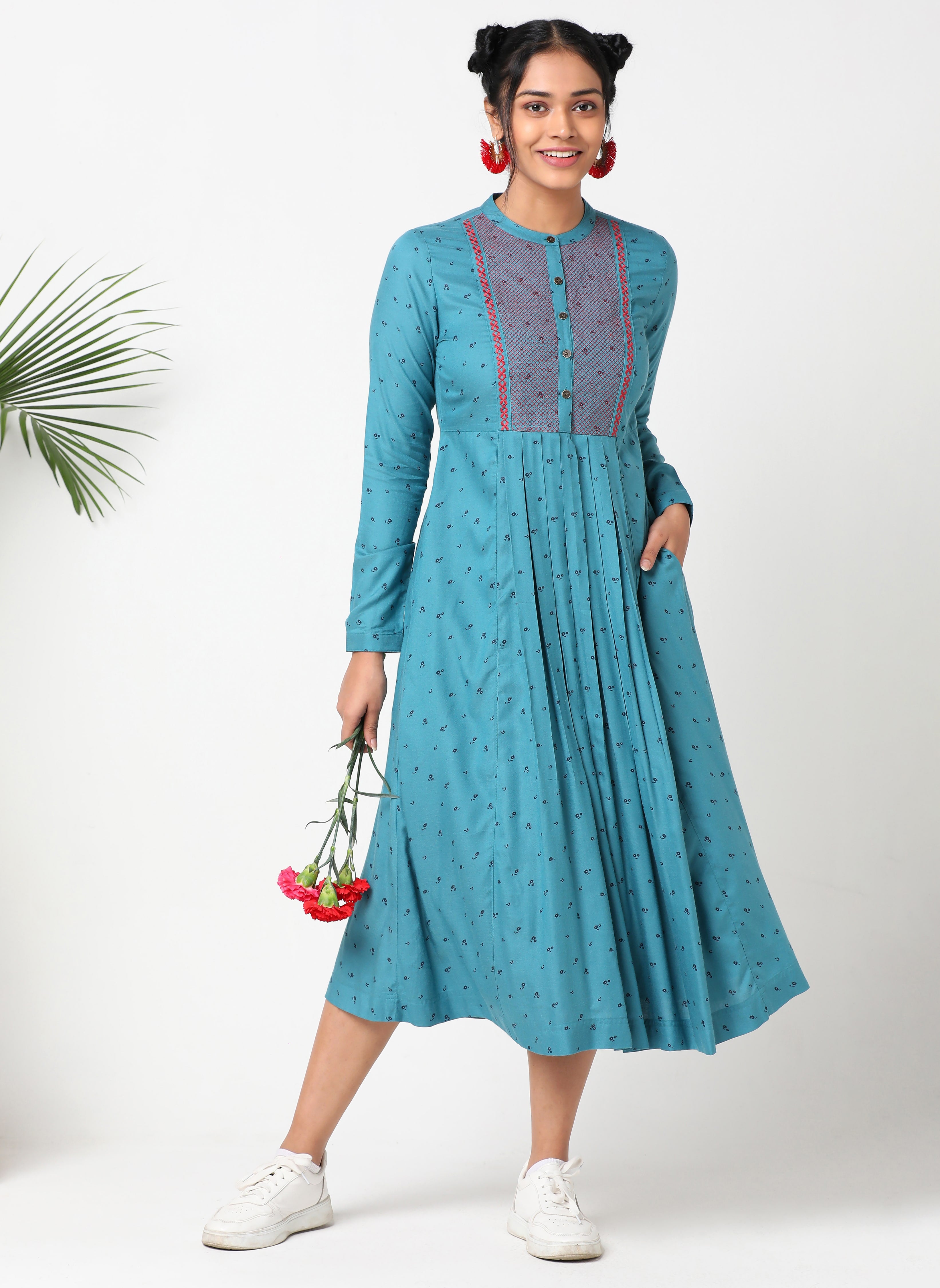 Teal blue printed mandarin collar dress with bib embroidery - MSG08C