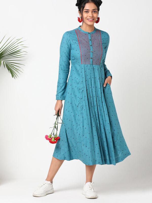 Teal blue printed mandarin collar dress with bib embroidery - MSG08C