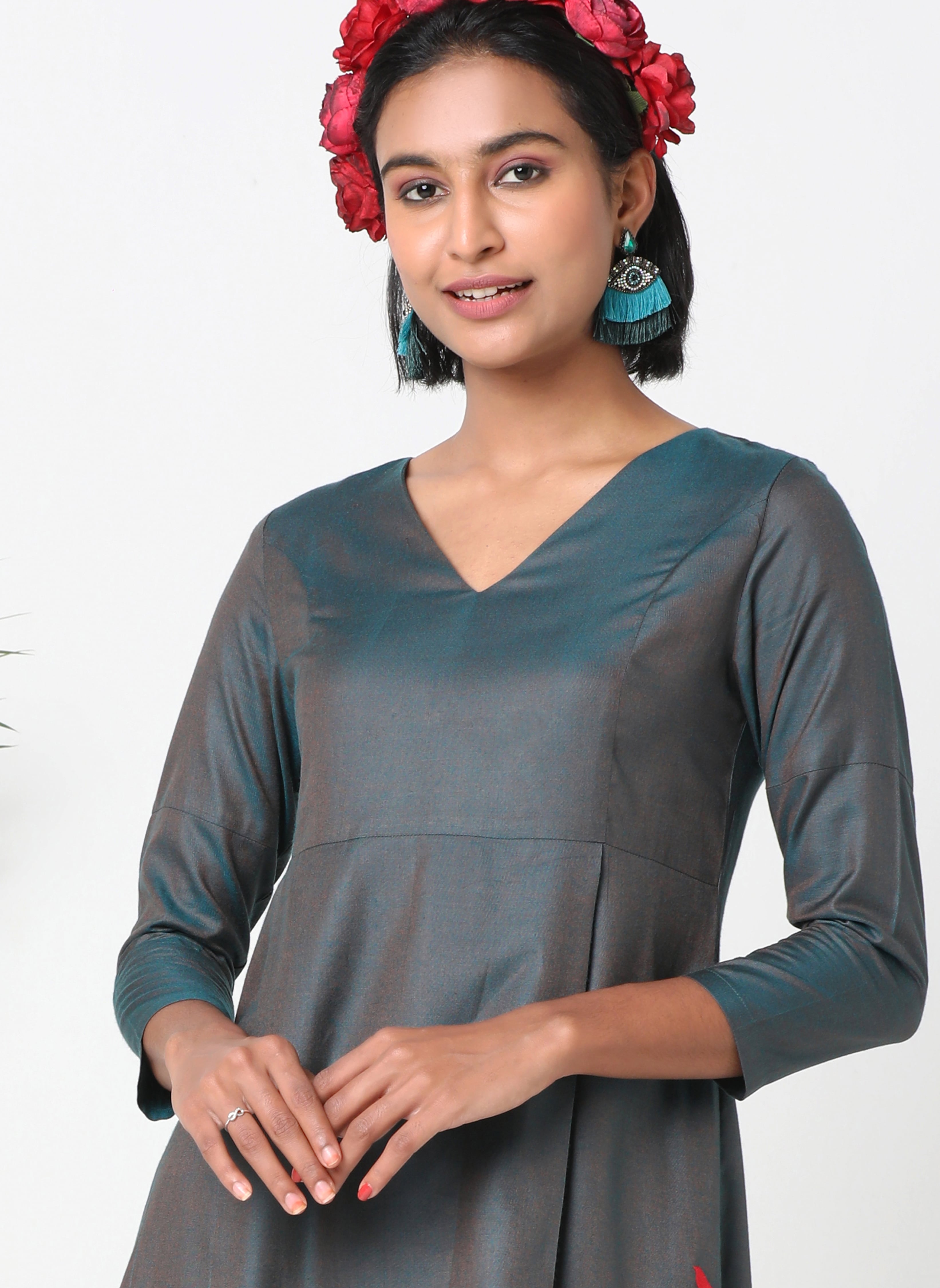 V neck dress in teal blue duotone fabric with text embroidery - MSG151